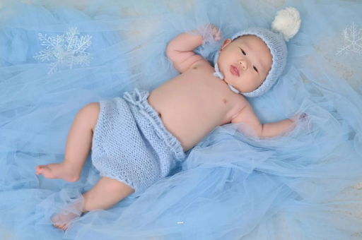 借卵生子机构摸孕妇肚子沾喜气